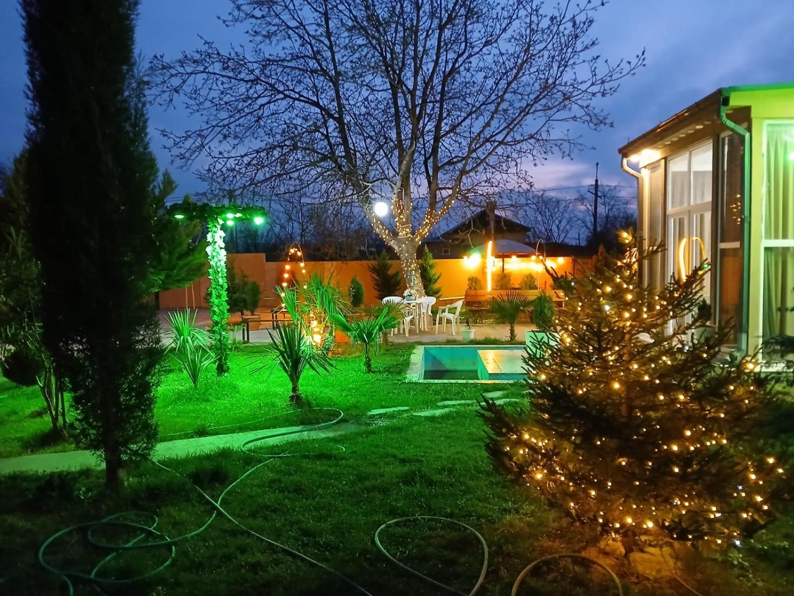 Villa Land